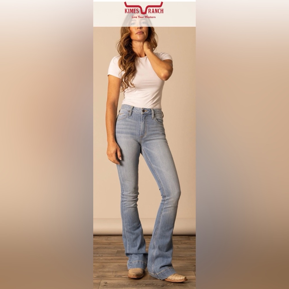 Kimes 8/30 Light Washed Jennifer Jeans